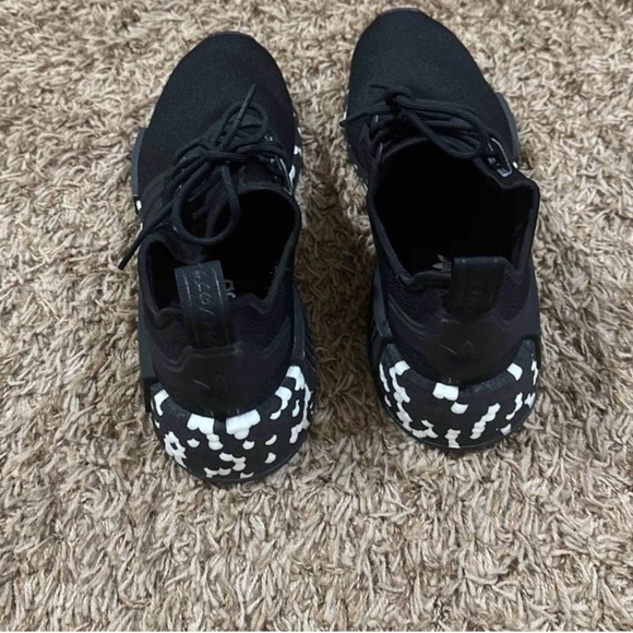 Adidas NMD R1’s - Picture 3 of 5